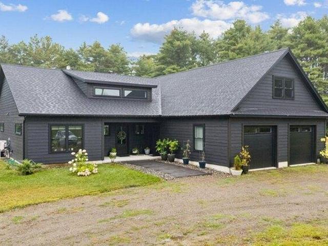House for sale in Windsor, Maine