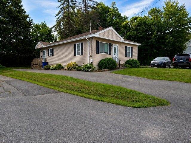 House for sale in Maine