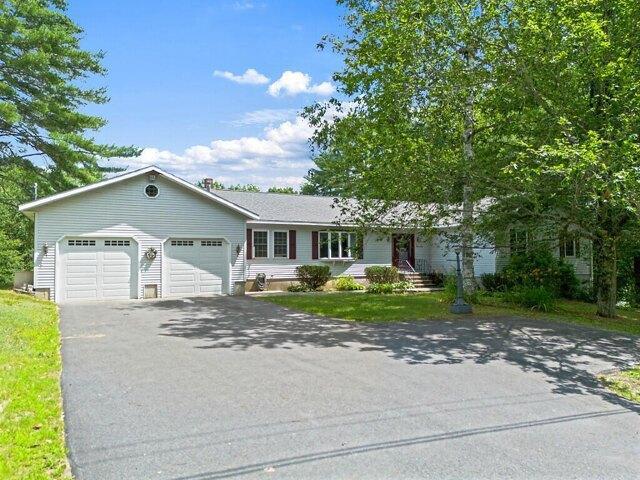 House for sale in Maine