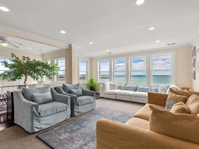 Condo for sale in Winthrop, Massachusetts