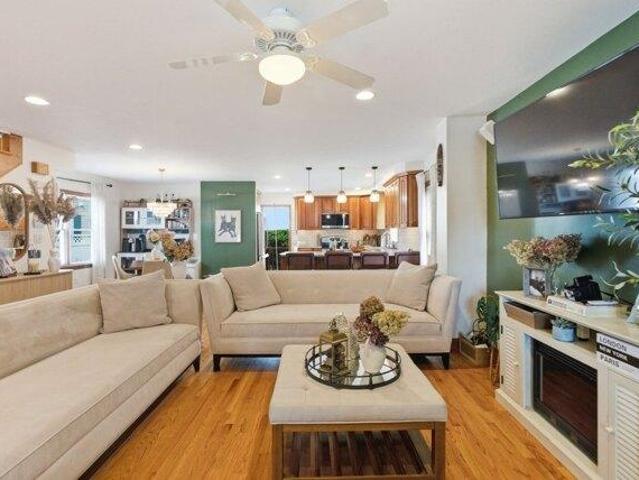 House for sale in Point Shirley, Winthrop