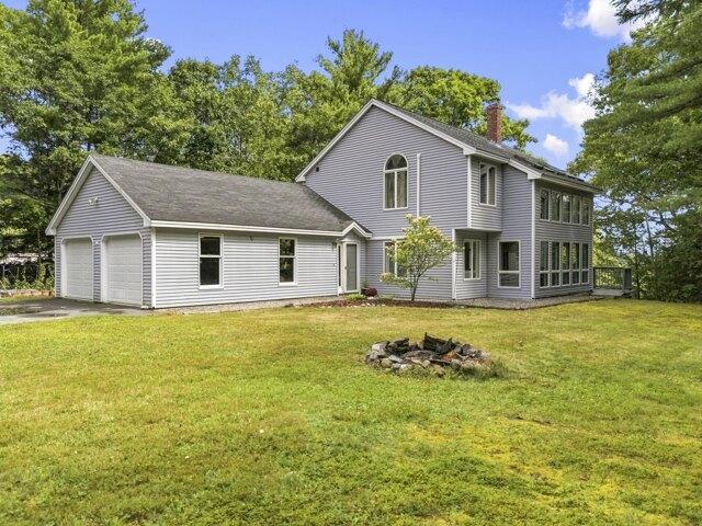 House for sale in Winthrop, Kennebec County