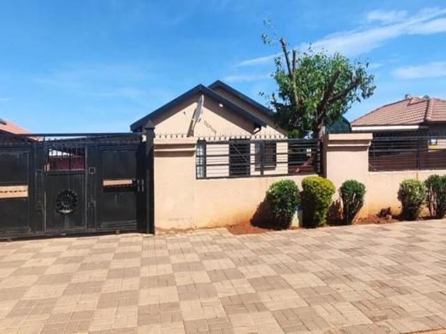 House for sale in North West