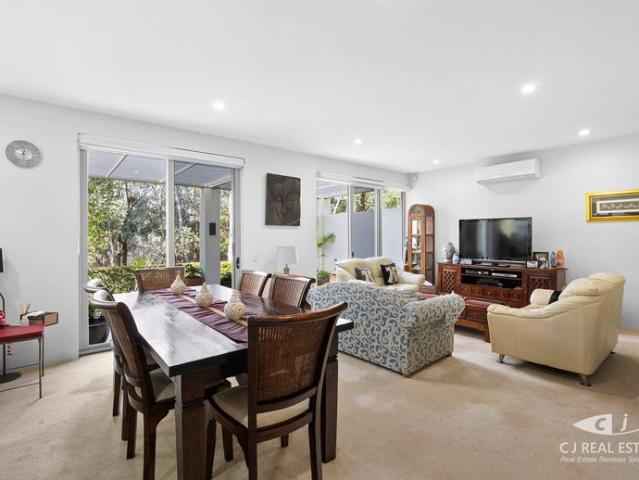 Apartment for rent in Newington, Sydney