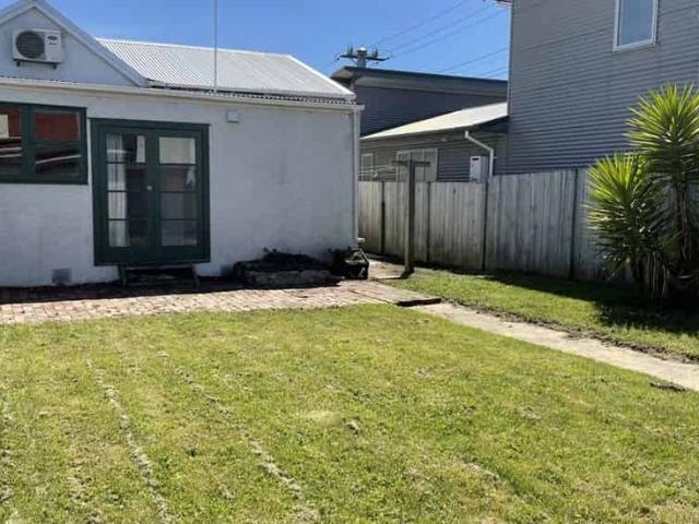 House for rent in Otakou