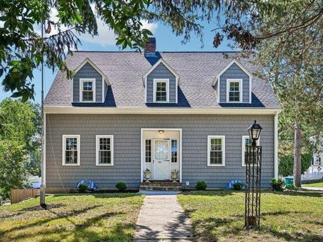 House for sale in Woburn, Massachusetts