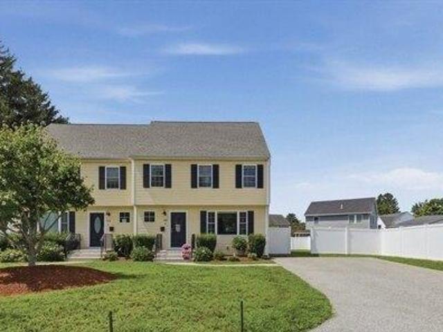 Condo for sale in Woburn, Massachusetts