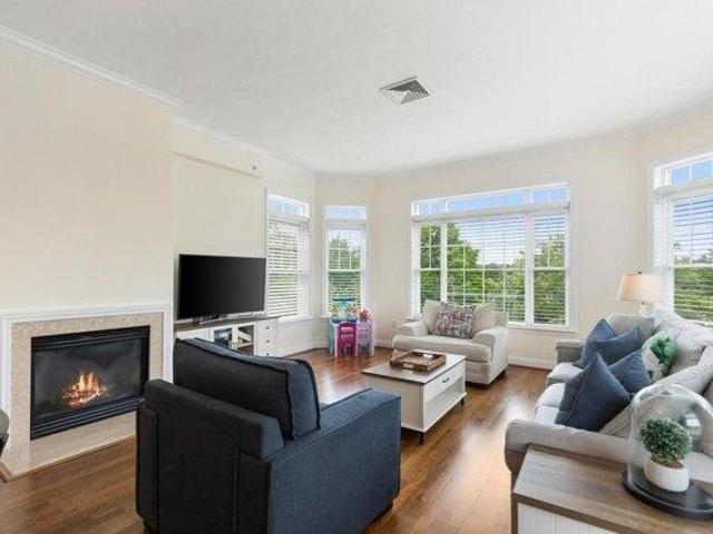 Condo for sale in Walnut Hill, Woburn
