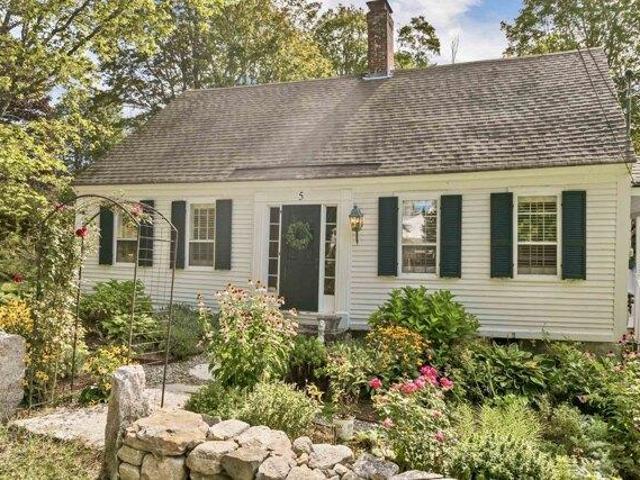 House for sale in New Hampshire