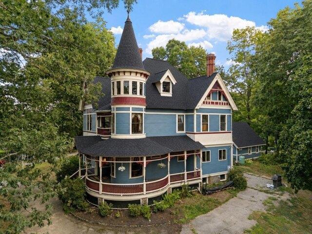 House for sale in New Hampshire