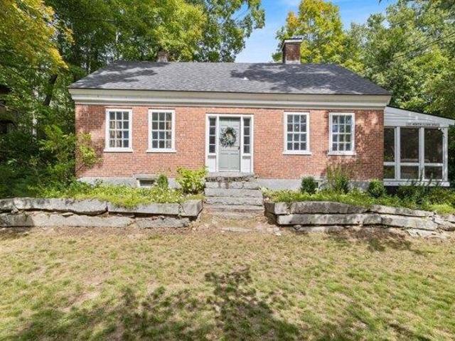 House for sale in Wolfeboro Center, Wolfeboro