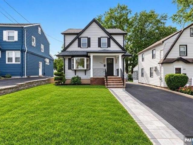 House for sale in Wood-Ridge, Bergen County