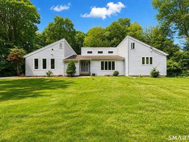 House for sale in Woodbridge, Connecticut