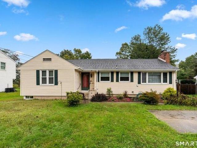 House for sale in Woodbridge, South Central Connecticut Planning Region