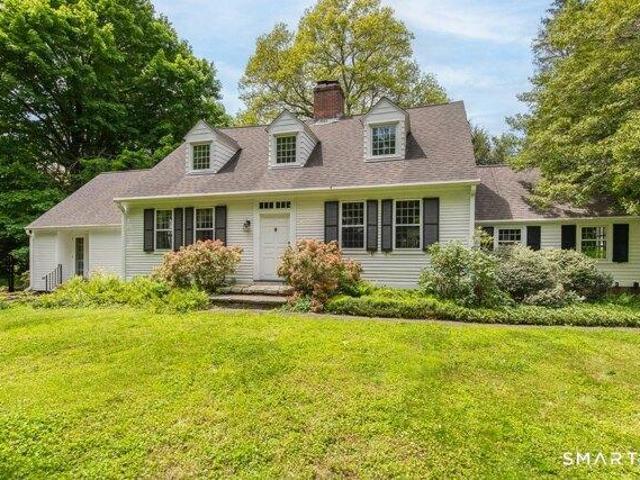 House for sale in Woodbridge, South Central Connecticut Planning Region
