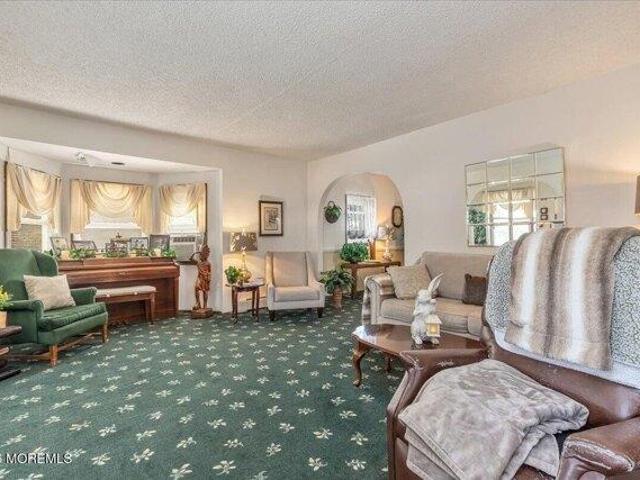 House for sale in Avenel, New Jersey