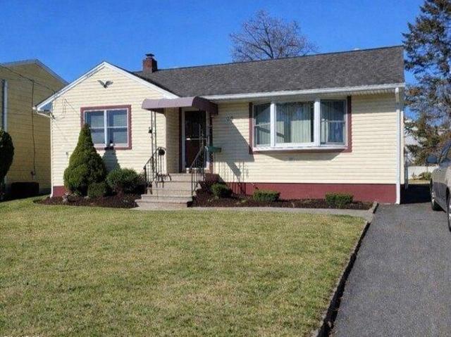 House for sale in Avenel, New Jersey