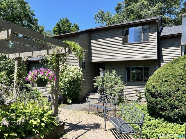 House for sale in Woodbury, Connecticut