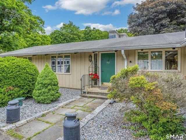 House for sale in Woodbury, Connecticut