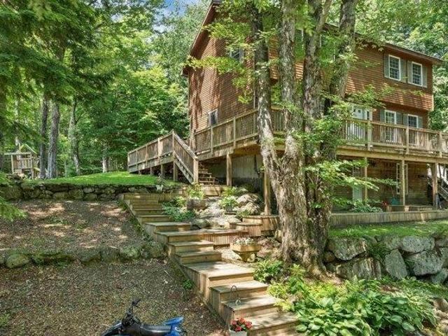 House for sale in New Hampshire