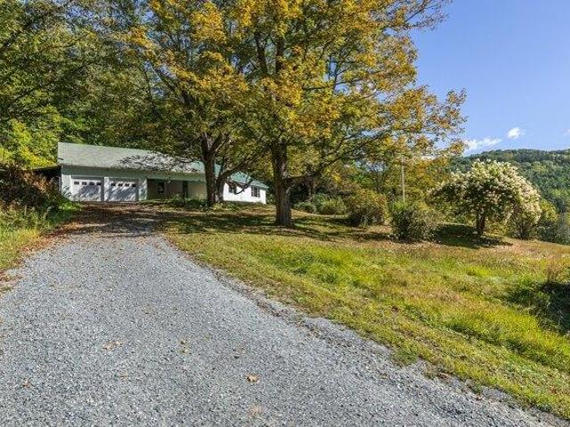 House for sale in Woodstock Village, South Woodstock