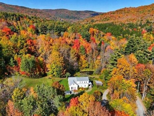 House for sale in Woodstock, Windsor County