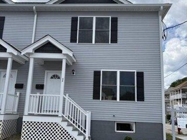 Condo for sale in Woonsocket, Rhode Island