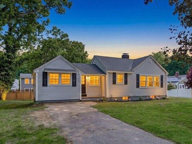 House for sale in Wrentham, Massachusetts