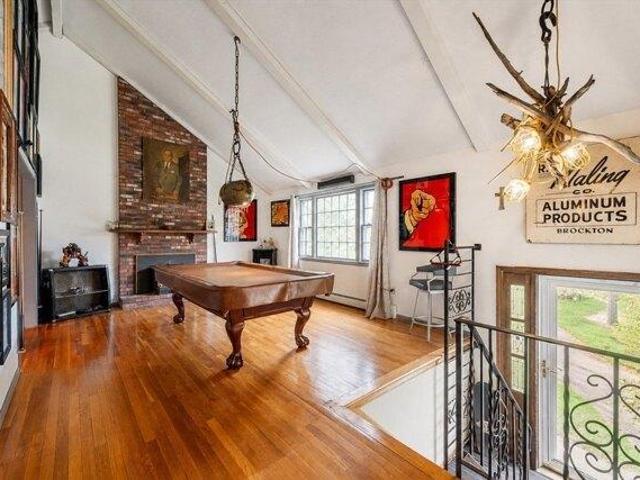 House for sale in Wrentham, Massachusetts