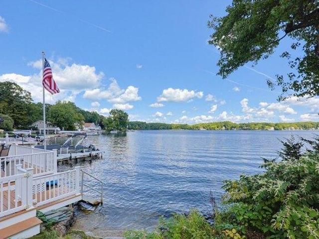 House for sale in Wrentham, Massachusetts