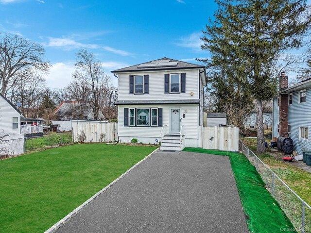 House for sale in Babylon, New York