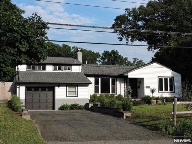 House for sale in Wyckoff, New Jersey