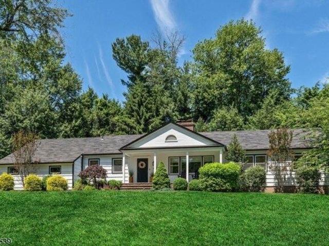 House for sale in Wyckoff, New Jersey
