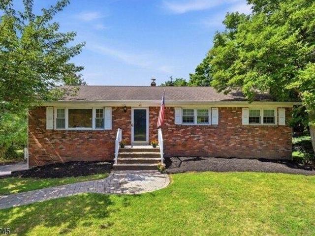 House for sale in Wyckoff, New Jersey