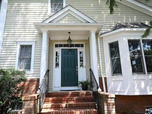 House for sale in Wyckoff, New Jersey