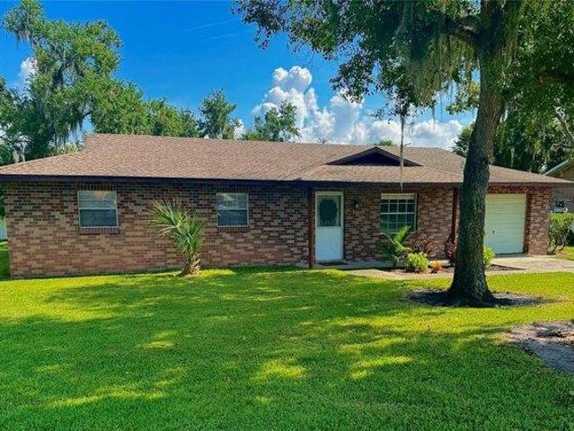 House for sale in Yalaha, Florida