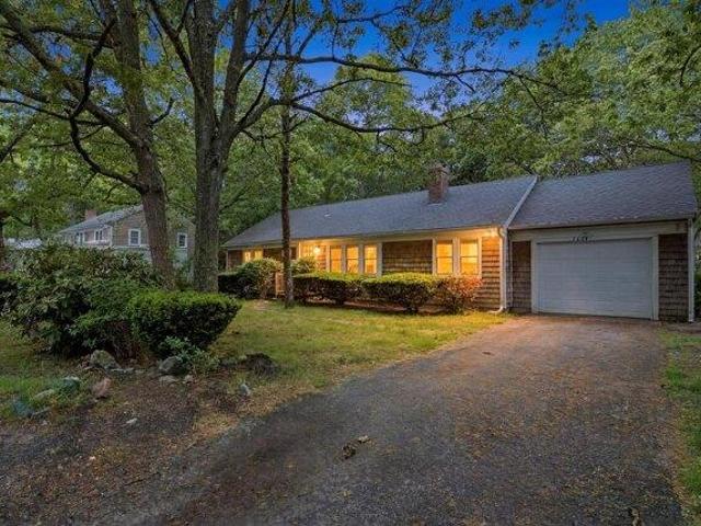 House for sale in South Yarmouth, Massachusetts