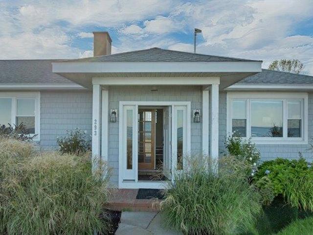 House for sale in York Beach, York