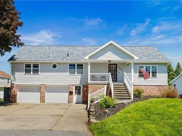 House for sale in Oneida, New York
