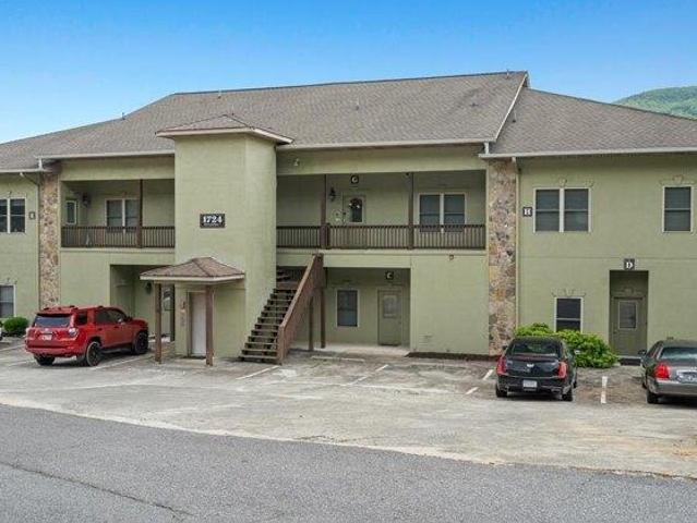 Condo for sale in Young Harris