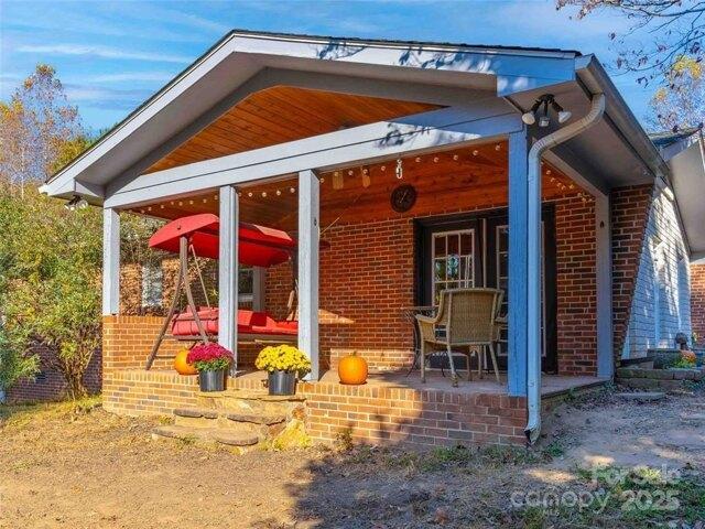 House for sale in Zirconia, North Carolina