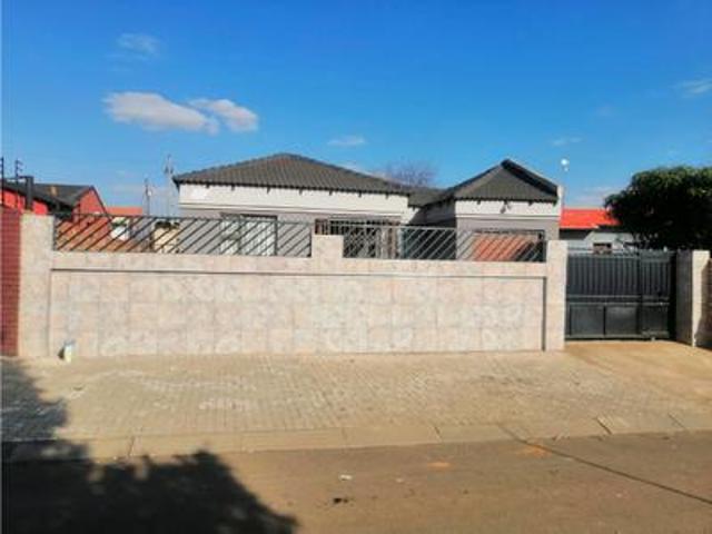 House for sale in Ekurhuleni, Gauteng