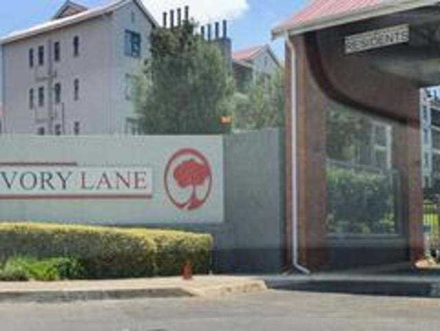 Townhouse for rent in Ekurhuleni, Gauteng
