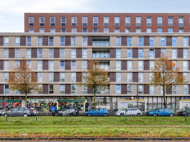 Appartement te huur in Sloten, Amsterdam