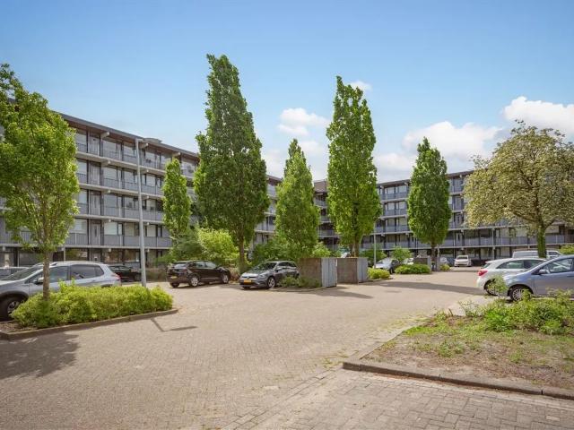 Appartement te huur in Badhoevedorp, Noord Holland