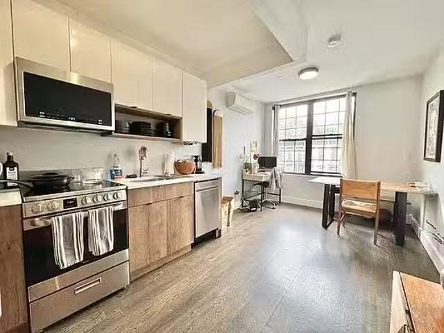 Apartment for rent in Ridgewood