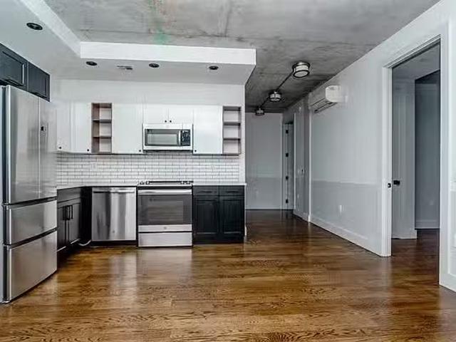 Apartment for rent in Astoria