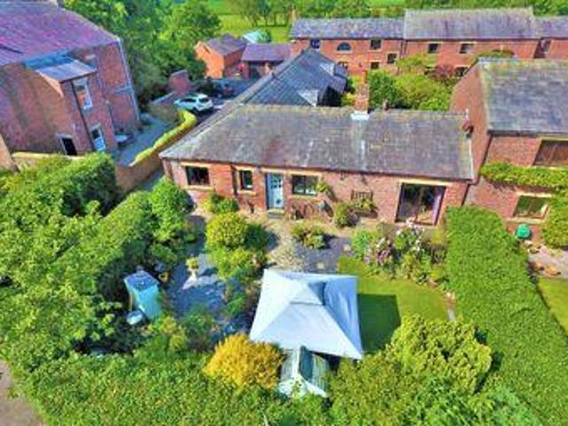 House for sale in Higher Bartle, Lancashire