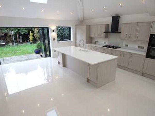House for rent in Calderstones
