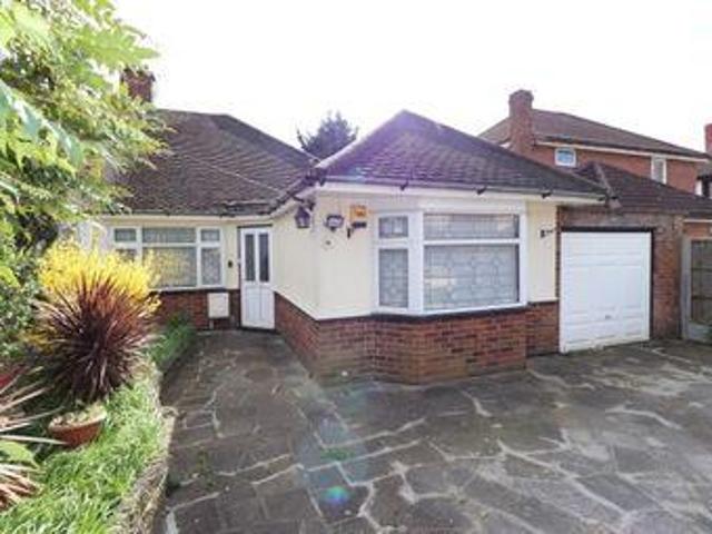 House for rent in Navestock Side